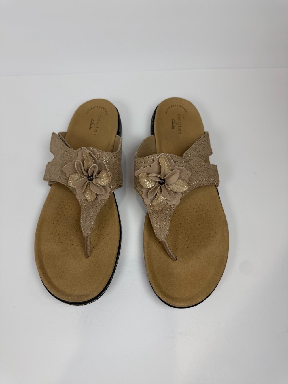 collection by Clarks Laurieann Gema sandals. Taupe - Comfort Footbed 11M